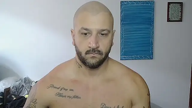 JeanCafa online show from September 24, 2025, 6:44 pm