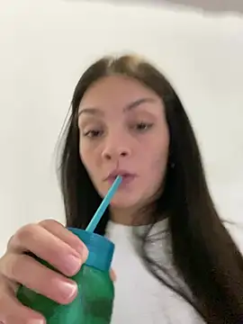 Danielaeliana online show from February 23, 2026, 2:20 am