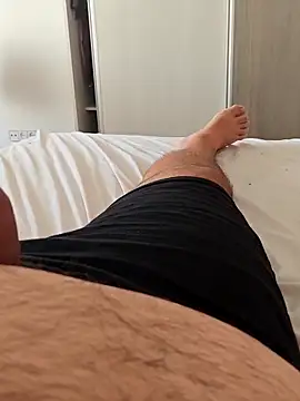 Snapshot of t-dog26 chatting on September 14, 2025, 12:15 pm t-dog26 online show from September 14, 2025, 12:15 pm