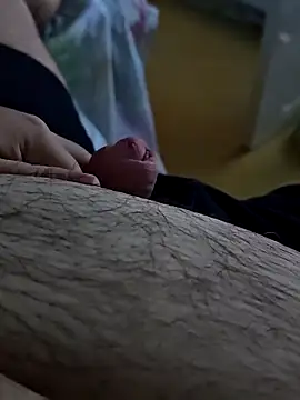 Snapshot of t-dog26 chatting on October 7, 2025, 3:36 am t-dog26 online show from October 7, 2025, 3:36 am