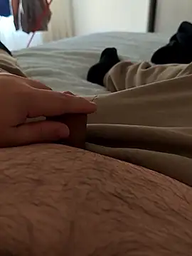 Snapshot of t-dog26 chatting on February 6, 2026, 9:01 am t-dog26 online show from February 6, 2026, 9:01 am