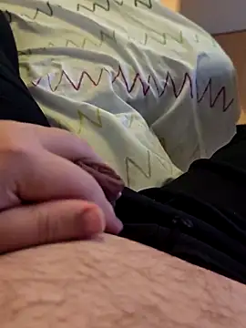 Snapshot of t-dog26 chatting on March 15, 2026, 3:01 am t-dog26 online show from March 15, 2026, 3:01 am