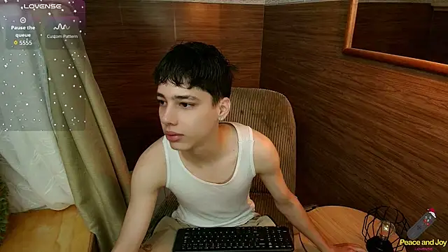 Snapshot of oblivion_deku chatting on August 6, 2026, 2:19 pm oblivion deku online show from August 6, 2026, 2:19 pm