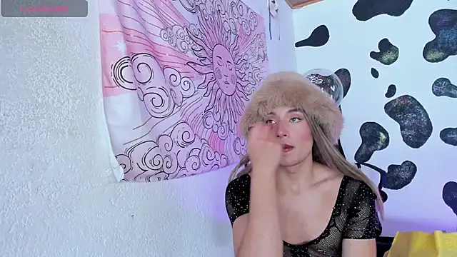 brihanna cooper online show from November 18, 2025, 2:21 pm