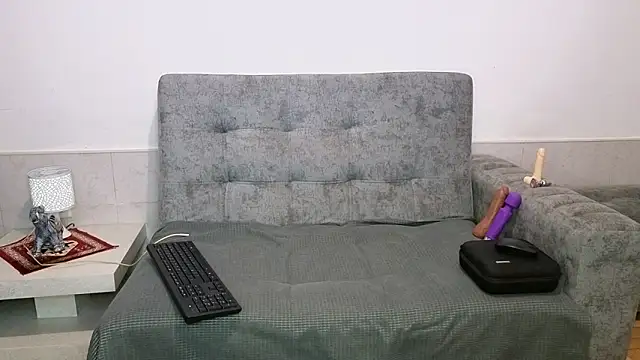 Snapshot of adahira08 chatting on October 22, 2025, 3:29 am adahira08 online show from October 22, 2025, 3:29 am