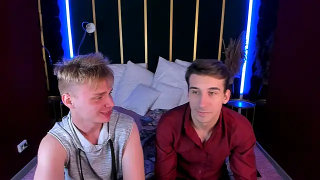 Snapshot of LawrenceMiles chatting on September 28, 2025, 10:53 am LawrenceMiles online show from September 28, 2025, 10:53 am