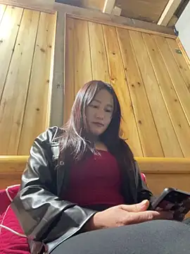 phungtiti online show from January 18, 2026, 12:03 am