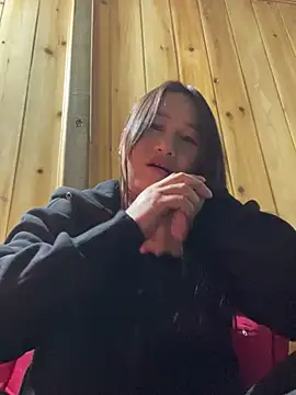 phungtiti online show from February 2, 2026, 2:27 pm