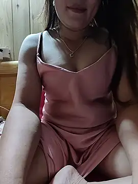 Snapshot of phungtiti chatting on June 28, 2026, 1:28 pm phungtiti online show from June 28, 2026, 1:28 pm