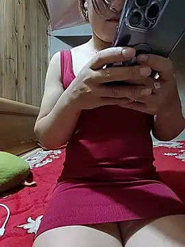Snapshot of phungtiti chatting on July 29, 2026, 12:58 pm phungtiti online show from July 29, 2026, 12:58 pm