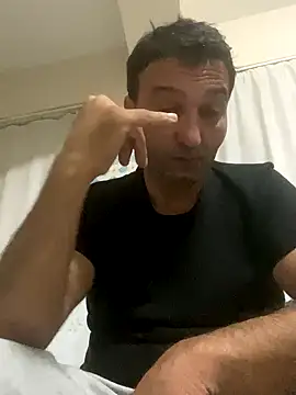 Snapshot of abs1088 chatting on October 2, 2025, 7:43 pm abs1088 online show from October 2, 2025, 7:43 pm