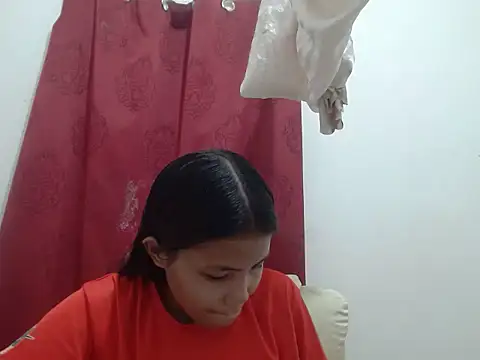 Joys Wet Pussy online show from October 3, 2025, 4:20 am