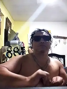 Juancarlosbautistaaguilar online show from October 17, 2025, 3:42 am