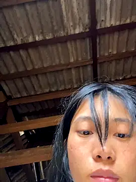 Snapshot of EmLy02 chatting on September 26, 2025, 3:54 am EmLy02 online show from September 26, 2025, 3:54 am