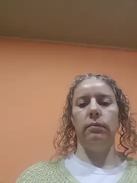 Nina vallon online show from November 19, 2025, 10:59 am