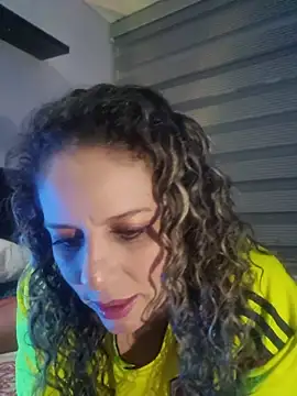 Snapshot of Nina_vallon chatting on June 25, 2026, 10:53 am Nina vallon online show from June 25, 2026, 10:53 am