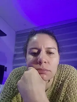 Snapshot of Nina_vallon chatting on July 15, 2026, 10:09 am Nina vallon online show from July 15, 2026, 10:09 am