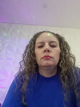 Snapshot of Nina_vallon chatting on July 28, 2026, 1:43 pm Nina vallon online show from July 28, 2026, 1:43 pm