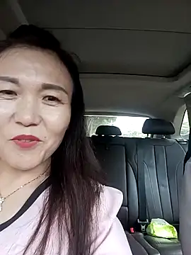 Snapshot of Joanna1122 chatting on October 10, 2025, 3:27 am Joanna1122 online show from October 10, 2025, 3:27 am