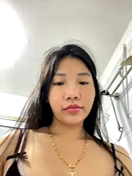 Snapshot of Miumieu chatting on November 9, 2025, 12:31 am Miumieu online show from November 9, 2025, 12:31 am