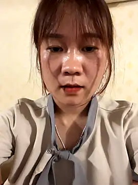 Snapshot of qinejr37 chatting on September 15, 2025, 4:45 am qinejr37 online show from September 15, 2025, 4:45 am