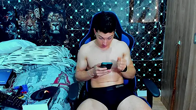 javiersexymann online show from February 7, 2026, 4:11 pm