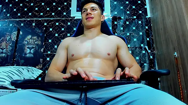 javiersexymann online show from February 18, 2026, 5:36 am