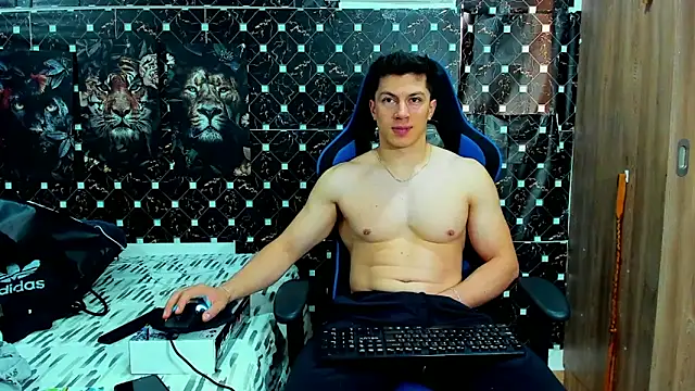 Snapshot of javiersexymann chatting on May 7, 2026, 9:53 pm javiersexymann online show from May 7, 2026, 9:53 pm