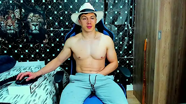 Snapshot of javiersexymann chatting on May 18, 2026, 12:18 am javiersexymann online show from May 18, 2026, 12:18 am