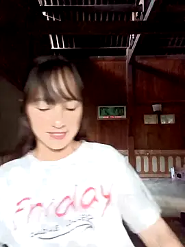 Mini3333 online show from November 10, 2025, 12:42 am