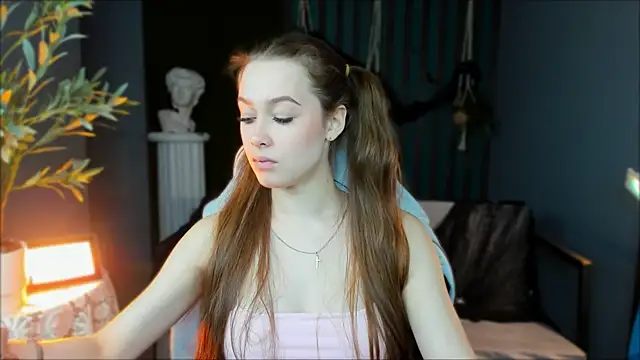 Snapshot of ArielSykes chatting on October 30, 2025, 5:13 pm ArielSykes online show from October 30, 2025, 5:13 pm