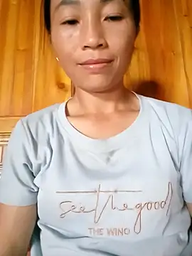 lucybaby00 online show from July 7, 2026, 7:23 am