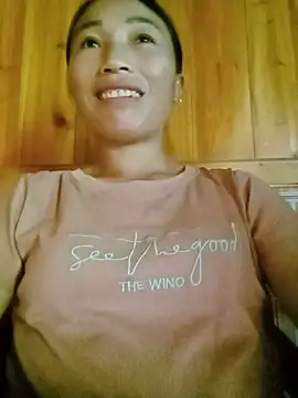 lucybaby00 online show from July 15, 2026, 5:23 am