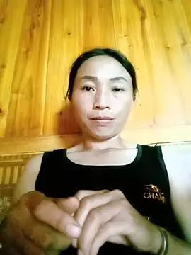lucybaby00 online show from July 31, 2026, 4:56 am