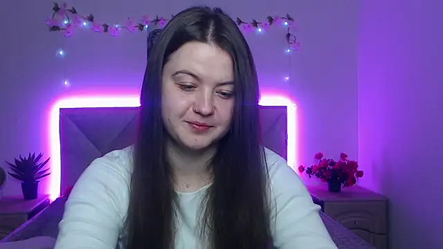 MavkaCute online show from April 24, 2026, 6:21 pm