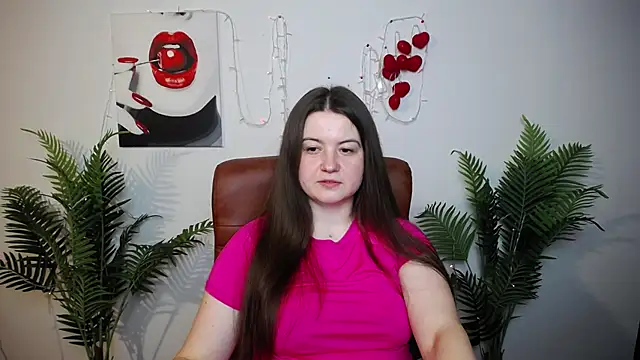 Snapshot of MavkaCute chatting on May 18, 2026, 6:14 pm MavkaCute online show from May 18, 2026, 6:14 pm