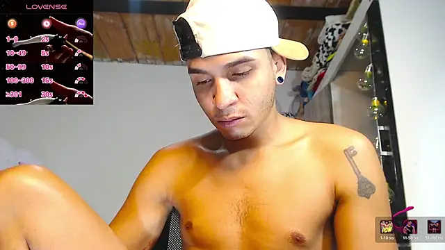 Angel latinboy online show from April 25, 2026, 1:41 pm