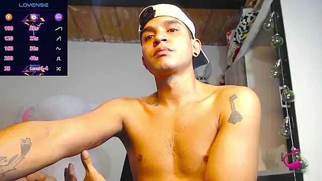 Angel latinboy online show from April 30, 2026, 1:17 pm