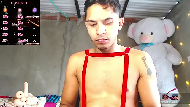 Snapshot of Angel_latinboy chatting on May 13, 2026, 1:19 pm Angel latinboy online show from May 13, 2026, 1:19 pm