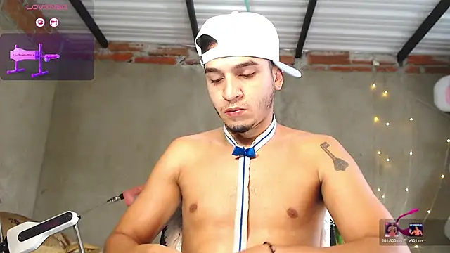 Snapshot of Angel_latinboy chatting on June 15, 2026, 2:30 pm Angel latinboy online show from June 15, 2026, 2:30 pm