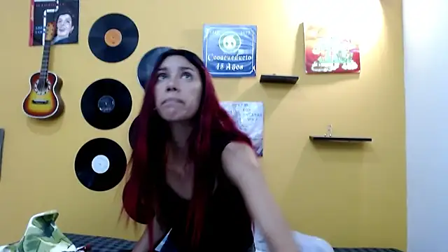 skinnyverus18 online show from March 5, 2026, 7:32 pm