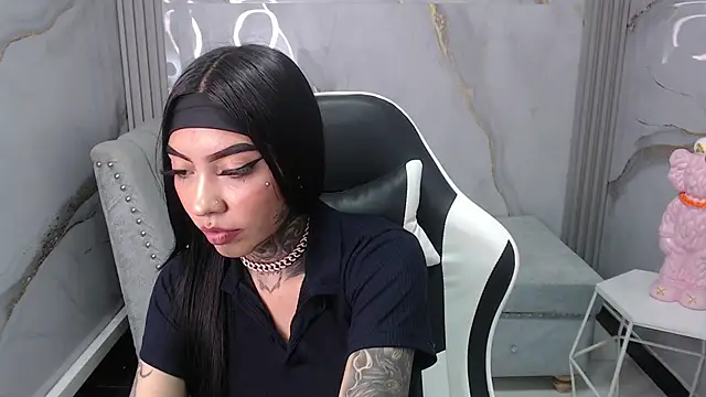 Snapshot of Ashley_Blum_v chatting on October 11, 2025, 8:07 pm Ashley Blum v online show from October 11, 2025, 8:07 pm