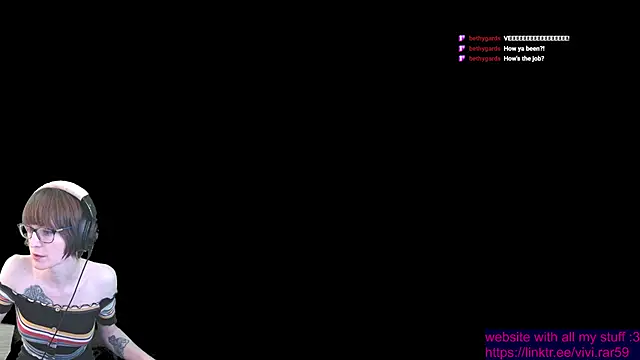 Snapshot of vivi-iso59 chatting on April 27, 2026, 12:41 am vivi-iso59 online show from April 27, 2026, 12:41 am