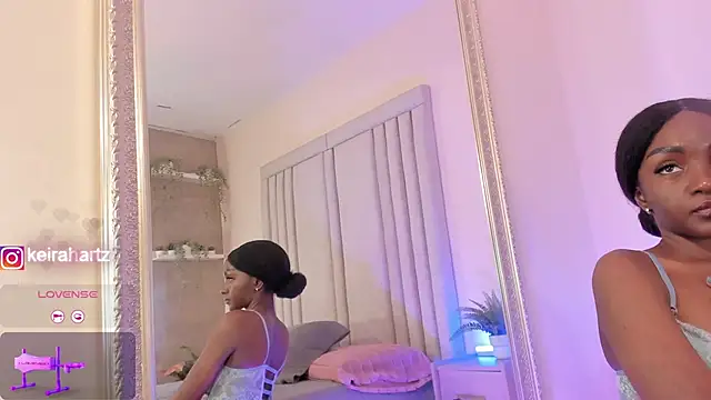 Keirahartz online show from March 11, 2026, 12:00 pm