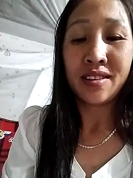 cute love00 online show from February 27, 2026, 1:22 pm