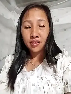 cute love00 online show from March 4, 2026, 11:00 pm