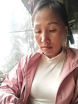 cute love00 online show from March 7, 2026, 8:22 am