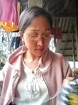 cute love00 online show from March 14, 2026, 7:58 am