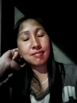 cute love00 online show from March 15, 2026, 11:05 am