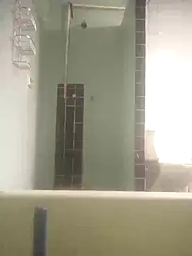 ReyesSau online show from September 28, 2025, 4:34 pm